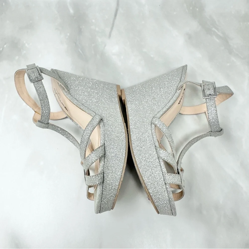 Nina Valery Silver Glitter Metallic Wedge Heel Strappy Sandal Shoes 7.5